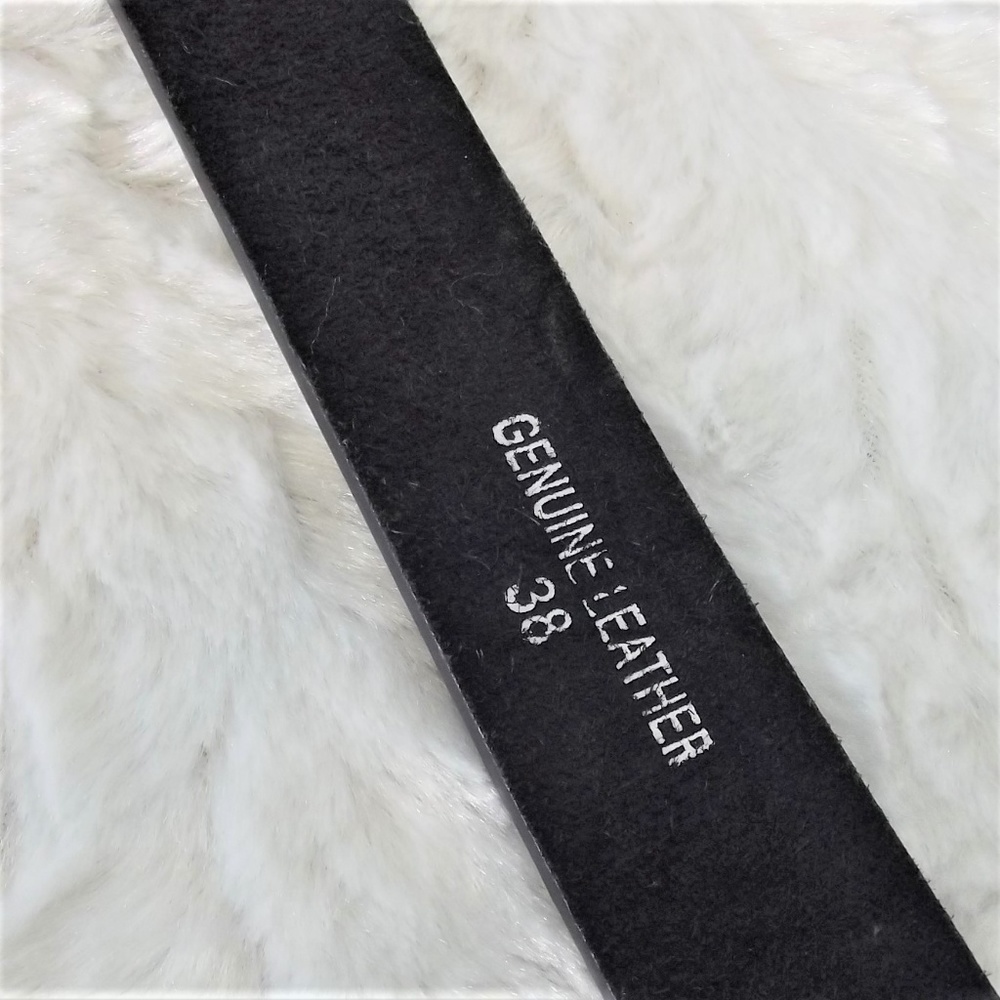 🍃Men's Black Leather Belt Adjustable 38" - Picture 3 of 6